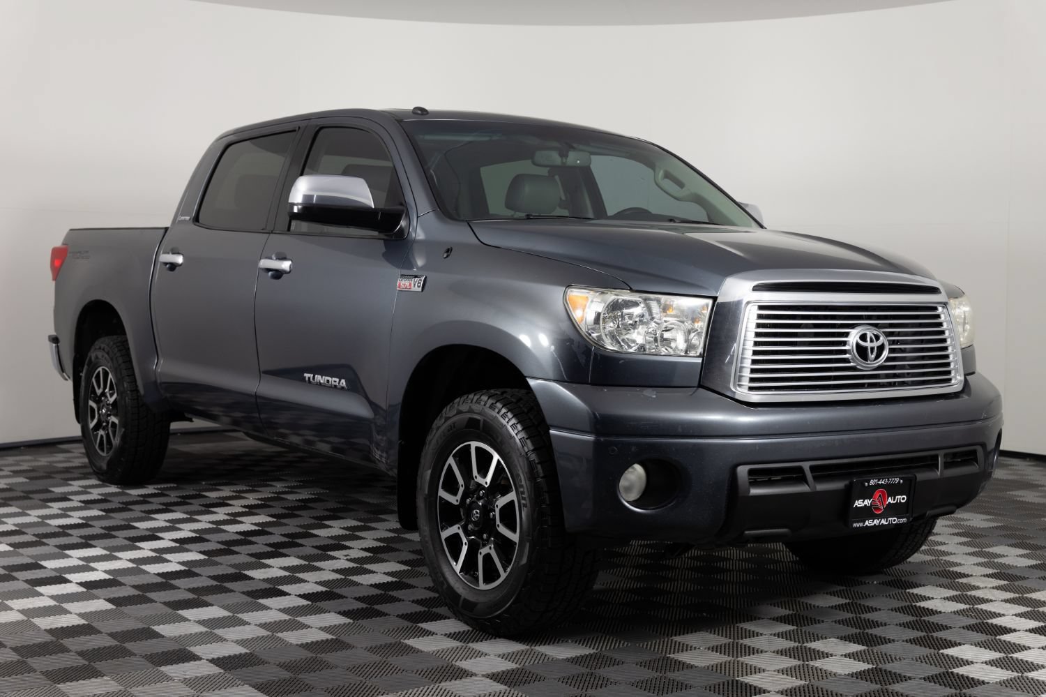 Used 2010 Toyota Tundra Limited w/ Memory Pkg AWD/4WD image 11