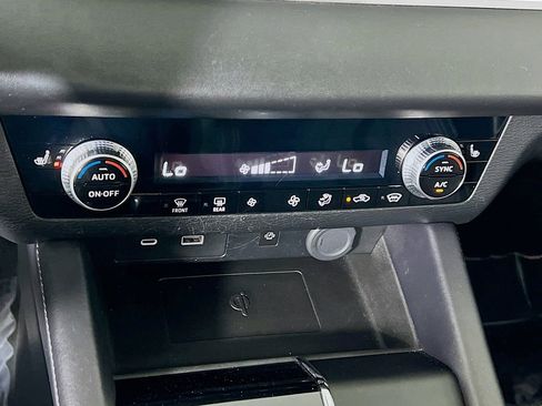 Used 2022 Mitsubishi Outlander SE AWD/4WD image 8