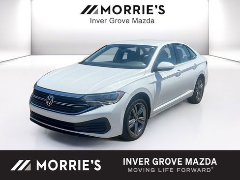 Used 2023 Volkswagen Jetta SE FWD image 1