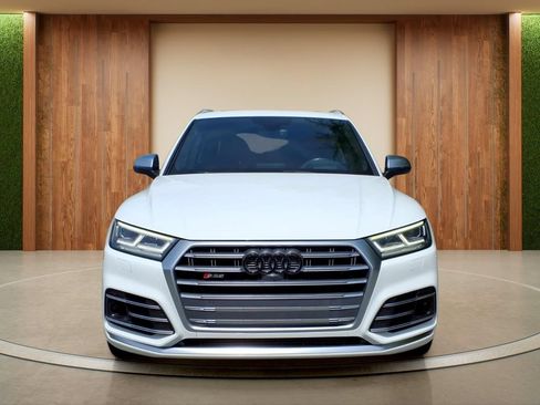 Used 2018 Audi SQ5 Prestige w/ Prestige Package AWD/4WD image 2