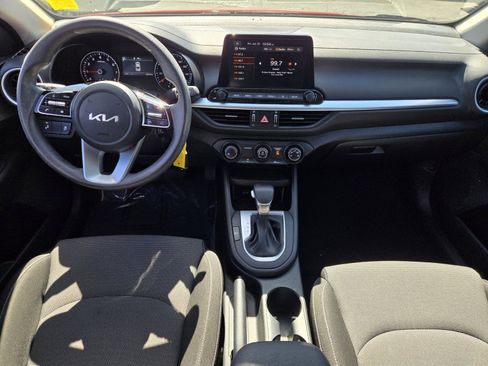 Used 2023 Kia Forte LXS w/ LXS Technology Package FWD image 13