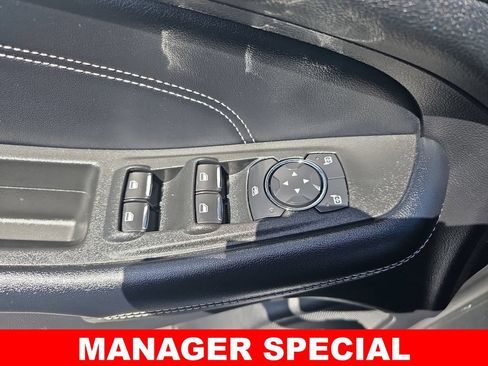 Used 2022 Ford Edge Titanium AWD/4WD image 28