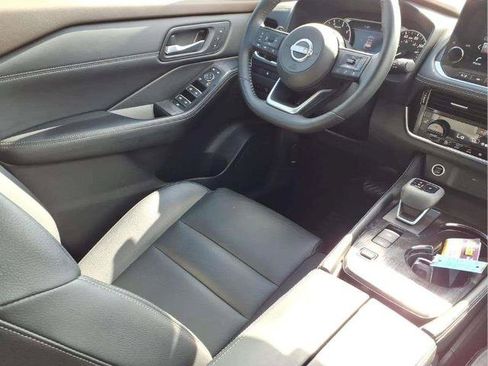 Certified 2023 Nissan Rogue SL w/ SL Premium Package FWD image 10