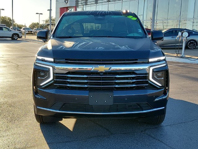 Used 2025 Chevrolet Tahoe LT RWD image 8
