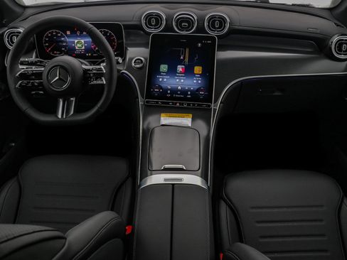 New 2026 Mercedes-Benz GLC 300 4MATIC image 9