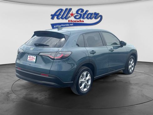 Used 2025 Honda HR-V LX image 5