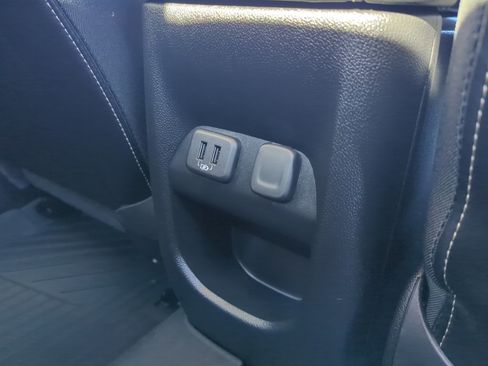 Used 2020 GMC Canyon Denali image 36