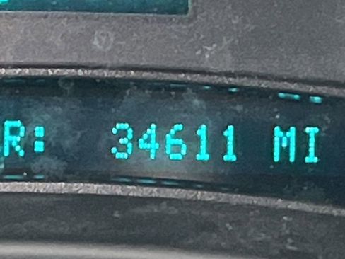 Used 2004 Cadillac Escalade ESV AWD image 2