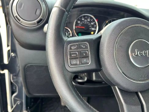 Used 2017 Jeep Wrangler Unlimited Sport w/ Connectivity Group image 14