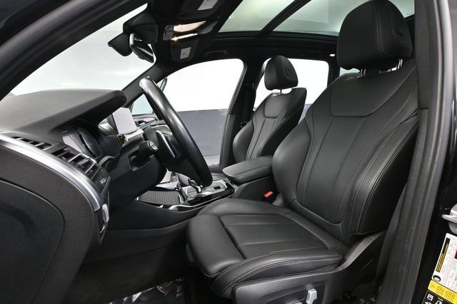 Used 2022 BMW X3 xDrive30i AWD/4WD image 18