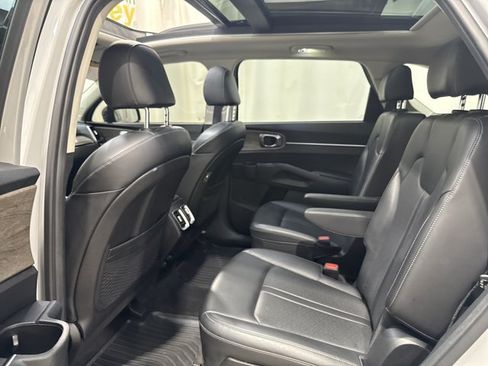 Certified 2023 Kia Sorento X-Line EX AWD/4WD image 17