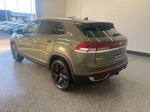 New 2026 Volkswagen Atlas Cross Sport SE AWD/4WD image 3