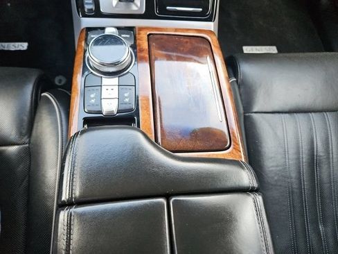 Used 2017 Genesis G90 3.3T Premium AWD/4WD image 31