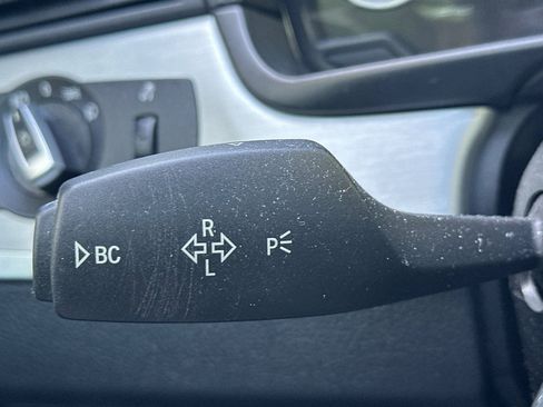 Used 2011 BMW 535i Sedan image 36