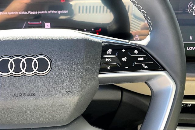 Used 2025 Audi Q5 Premium w/ Convenience Package AWD/4WD image 12