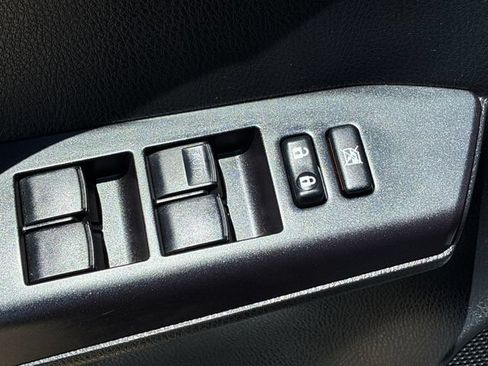 Used 2016 Toyota RAV4 LE FWD image 13