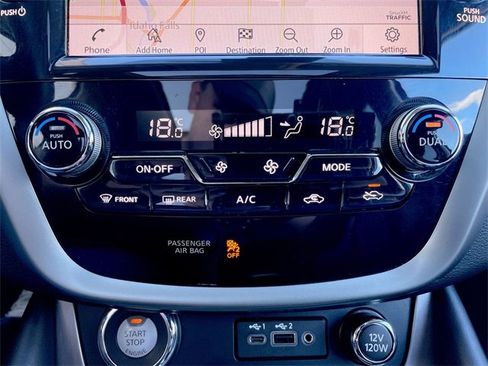 Used 2024 Nissan Murano SV image 19