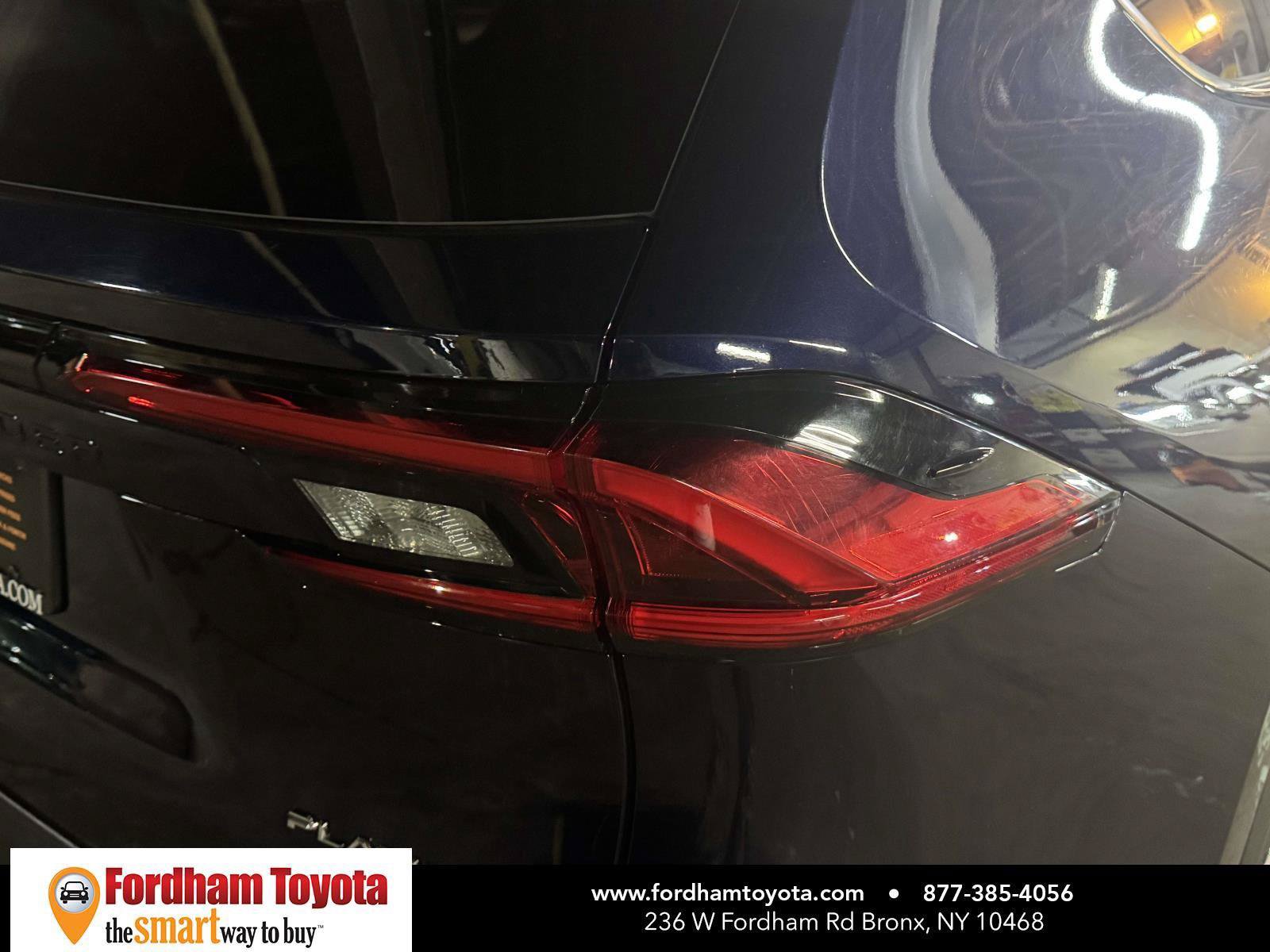 Used 2024 Toyota Grand Highlander AWD image 10