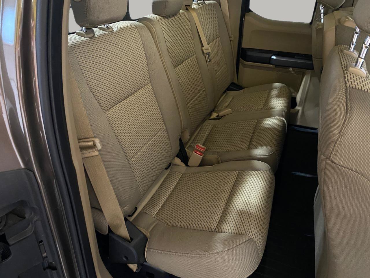 Used 2015 Ford F150 XLT w/ Equipment Group 302A Luxury AWD/4WD image 19