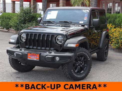 Used 2022 Jeep Wrangler Sport AWD/4WD image 4