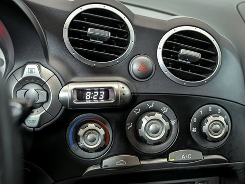 Used 2001 Hyundai Tiburon FWD image 18