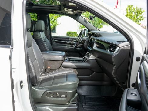 Used 2021 GMC Yukon Denali image 10