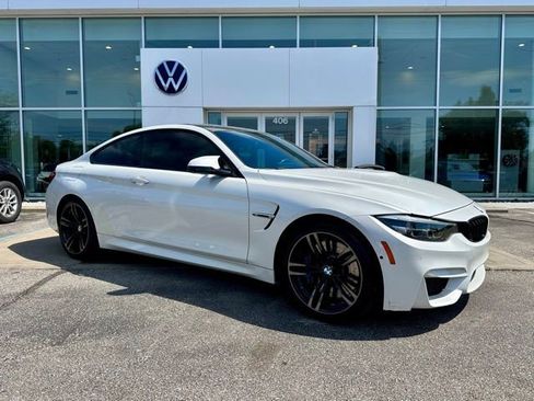 Used 2018 BMW M4 Coupe RWD image 1