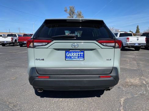 Used 2023 Toyota RAV4 XLE image 17