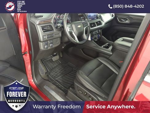 Used 2021 Chevrolet Suburban LT AWD/4WD image 10