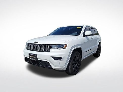 Used 2020 Jeep Grand Cherokee Altitude AWD/4WD image 1