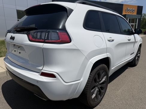 Used 2020 Jeep Cherokee High Altitude AWD/4WD image 3
