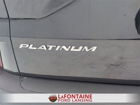 Used 2024 Ford Escape Platinum image 10