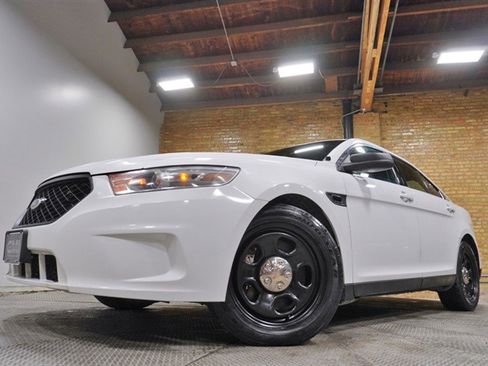 Used 2014 Ford Taurus Police Interceptor AWD image 3