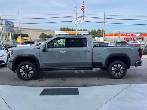 New 2026 GMC Sierra 2500 Denali w/ Denali Reserve Package image 6