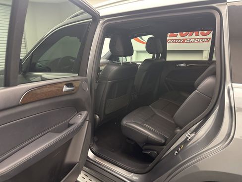 Used 2019 Mercedes-Benz GLS 450 4MATIC image 6