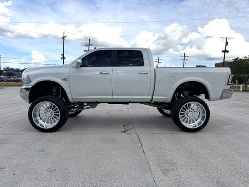 Used 2017 RAM 2500 Laramie w/ Off Road Package AWD/4WD image 2