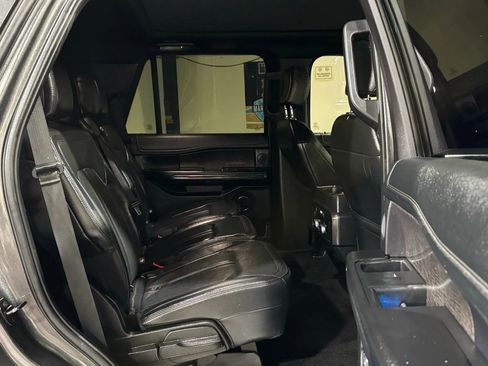 Used 2019 Ford Expedition Limited w/ Equipment Group 301A image 13