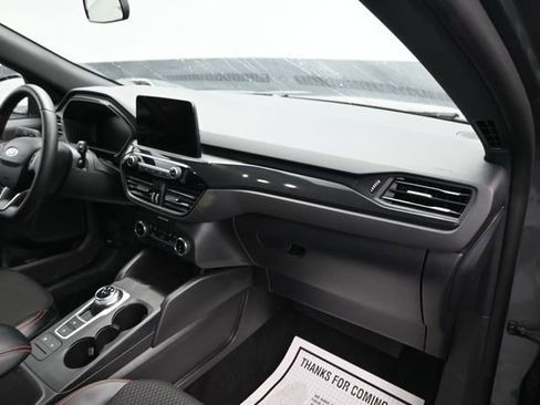 New 2025 Ford Escape ST-Line AWD/4WD image 9