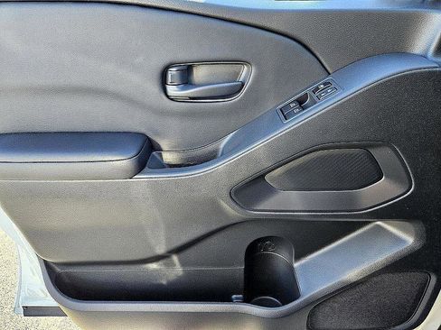 New 2026 Nissan Frontier S image 28