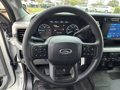 Used 2024 Ford F350 XL image 27
