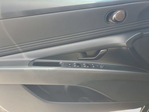 Used 2025 Hyundai Elantra Sport w/ Cargo Package FWD image 18