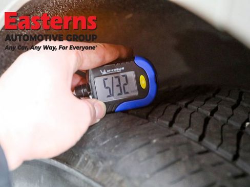 Used 2021 Cadillac Escalade ESV Premium Luxury Platinum image 34