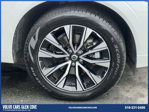 Certified 2024 Volvo XC60 B5 Core w/ Protection Package Premier AWD/4WD image 6