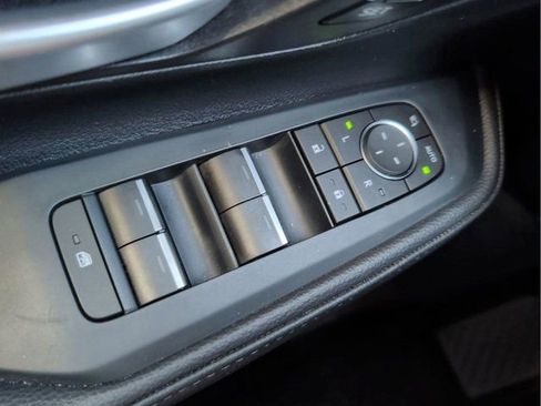 Used 2024 Toyota Grand Highlander Limited image 23