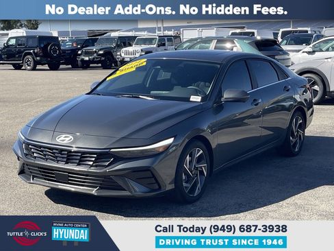 Certified 2024 Hyundai Elantra Limited image 3