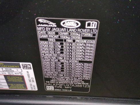 New 2026 Land Rover Range Rover SE AWD/4WD image 31