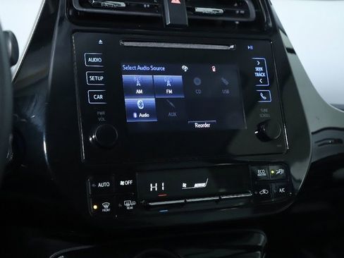 Used 2019 Toyota Prius XLE image 25