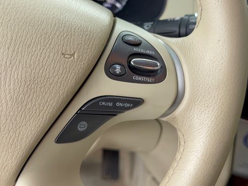 Used 2014 INFINITI QX60 FWD w/ Deluxe Touring Package image 18