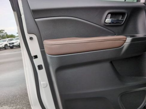 Certified 2025 Honda Ridgeline RTL image 30