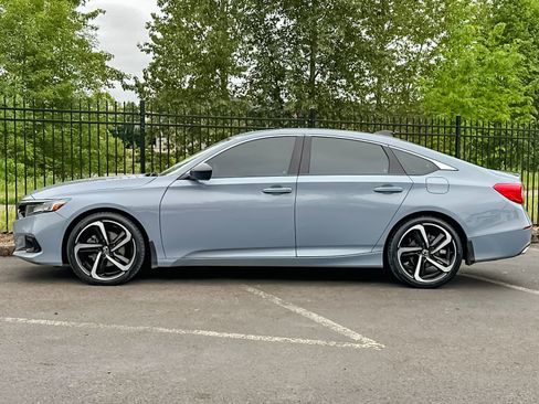 Used 2022 Honda Accord Sport image 6